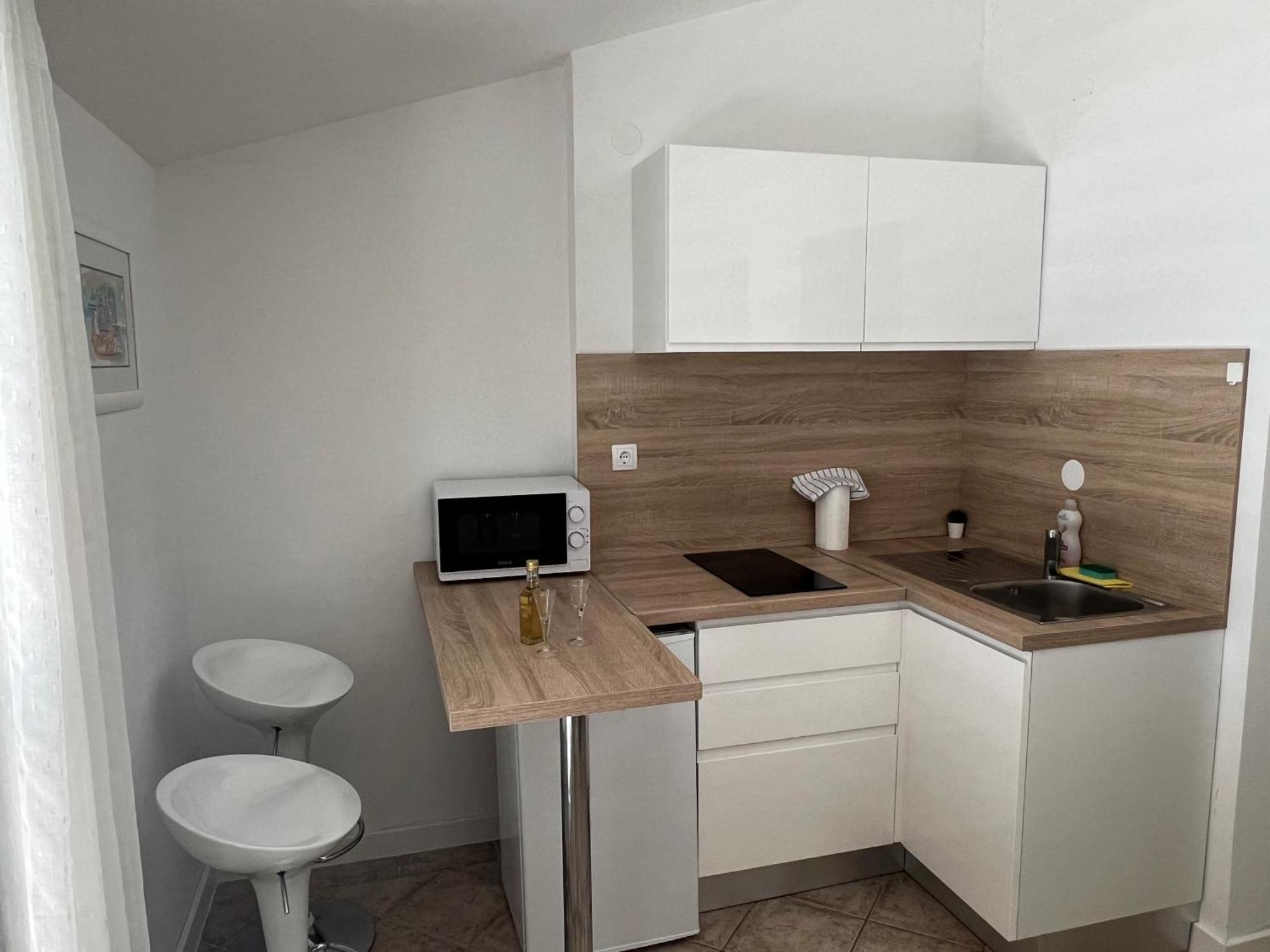 Apartmani Solis Sveti Petar  Eksteriør billede